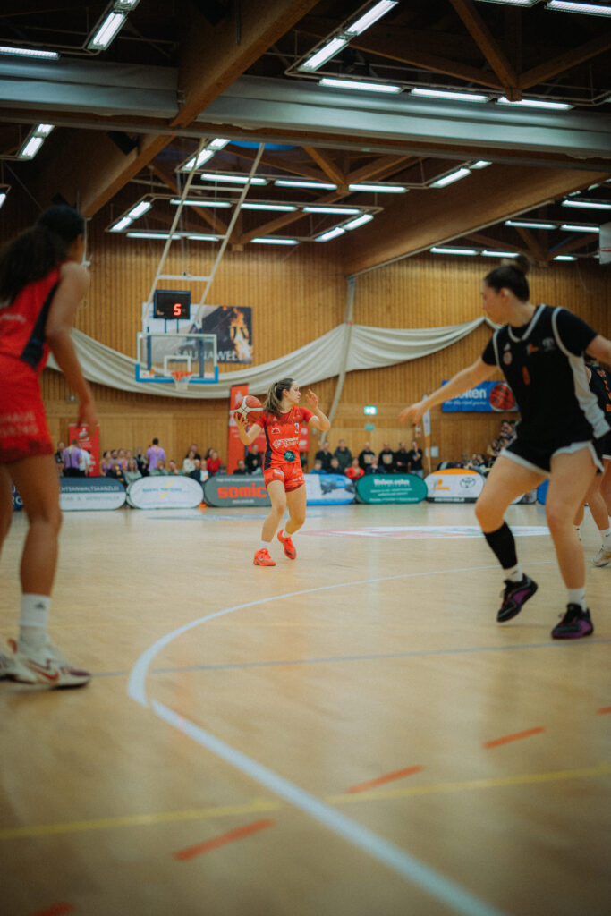 Schwere Auswärtsaufgabe in Bad Homburg: Wasserburg unter Zugzwang